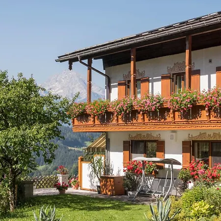 Gästehaus Sonnenbichl-3